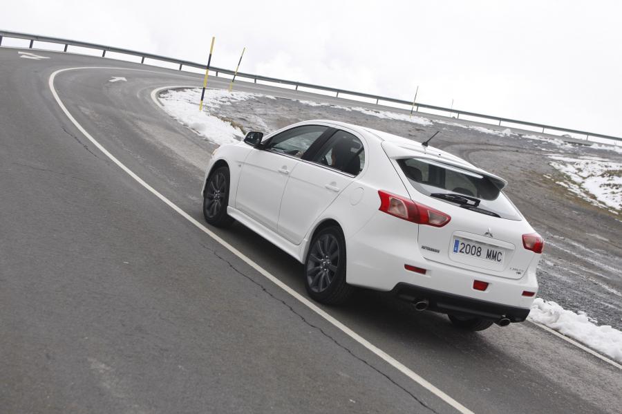  Mitsubishi Lancer Sportback Ralliart 2009 года  (фото 77 из 93)
